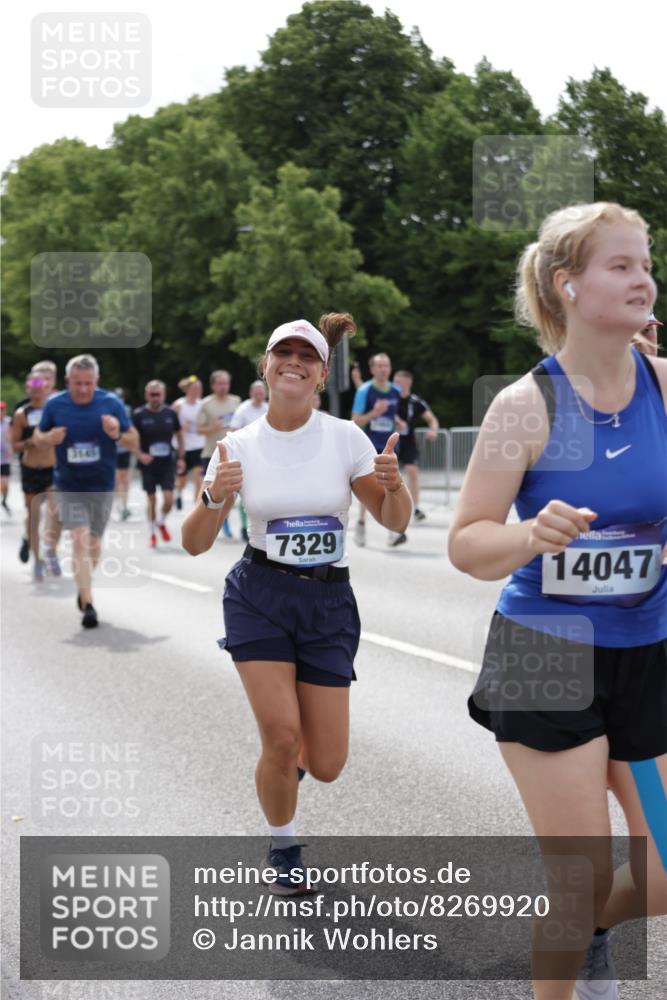 29.06.2025 - hella hamburg halbmarathon Jannik Wohlers http://msf.ph/oto/8269920 29.06.2025 10:33:50 Lombardsbrücke 1672, 2265, 2464, 2496, 2510, 2511, 2526, 2801, 2933, 3145, 3829, 3848, 4824, 4826, 5609, 6105, 6574, 7324, 7329, 8277, 8349, 8965, 10360, 10564, 11432, 11668, 12165, 12330, 12896, 13437, 13485, 13747, 14047, 14058, 14854, 14855, 14918, 14919, 15793, 15845, 15983, 16115, 16578, 17105, 17650, 17789, 17953, 18044 meine-sportfotos.de