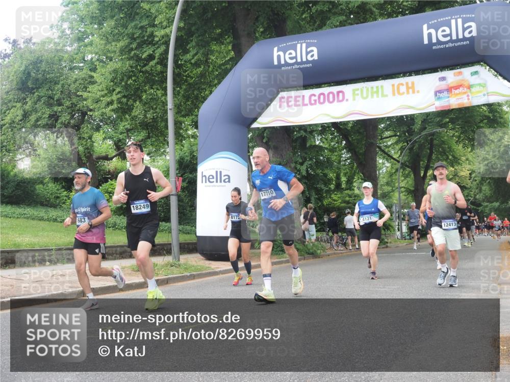 29.06.2025 - hella hamburg halbmarathon KatJ http://msf.ph/oto/8269959 29.06.2025 10:39:35 Zwischen KM18-KM19 1683, 2364, 4121, 4814, 4839, 5032, 5482, 6562, 6657, 7178, 7724, 7732, 8172, 8661, 8710 meine-sportfotos.de
