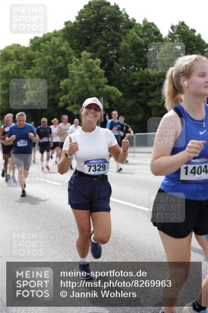 29.06.2025 - hella hamburg halbmarathon Jannik Wohlers http://msf.ph/oto/8269963 29.06.2025 10:33:50 Lombardsbrücke 1672, 2265, 2464, 2496, 2510, 2511, 2526, 2801, 2933, 3145, 3829, 3848, 4824, 4826, 5609, 6105, 6574, 7324, 7329, 8277, 8349, 8965, 10360, 10564, 11432, 11668, 12165, 12330, 12896, 13437, 13485, 13747, 14047, 14058, 14854, 14855, 14918, 14919, 15793, 15845, 15983, 16115, 16578, 17105, 17650, 17789, 17953, 18044 meine-sportfotos.de