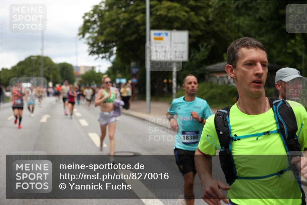 29.06.2025 - hella hamburg halbmarathon Yannick Fuchs http://msf.ph/oto/8270016 29.06.2025 10:49:01 20KM 1125, 1506, 1628, 2029, 2119, 2252, 2448, 2561, 2884, 2955, 3256, 3652, 4029, 4616, 4868, 4903, 4938, 5021, 5319, 6355, 6433, 6587, 6891, 6938, 8487, 8618, 8973, 10044, 10368, 10376, 11184, 11333, 11568, 11797, 11799, 11976, 12483, 12526, 12584, 12961, 13267, 13988, 14175, 14750, 14834, 14845, 14909, 15389, 15854, 15868, 15896, 16047, 16110, 16327, 17842, 18031, 18190, 18380 meine-sportfotos.de