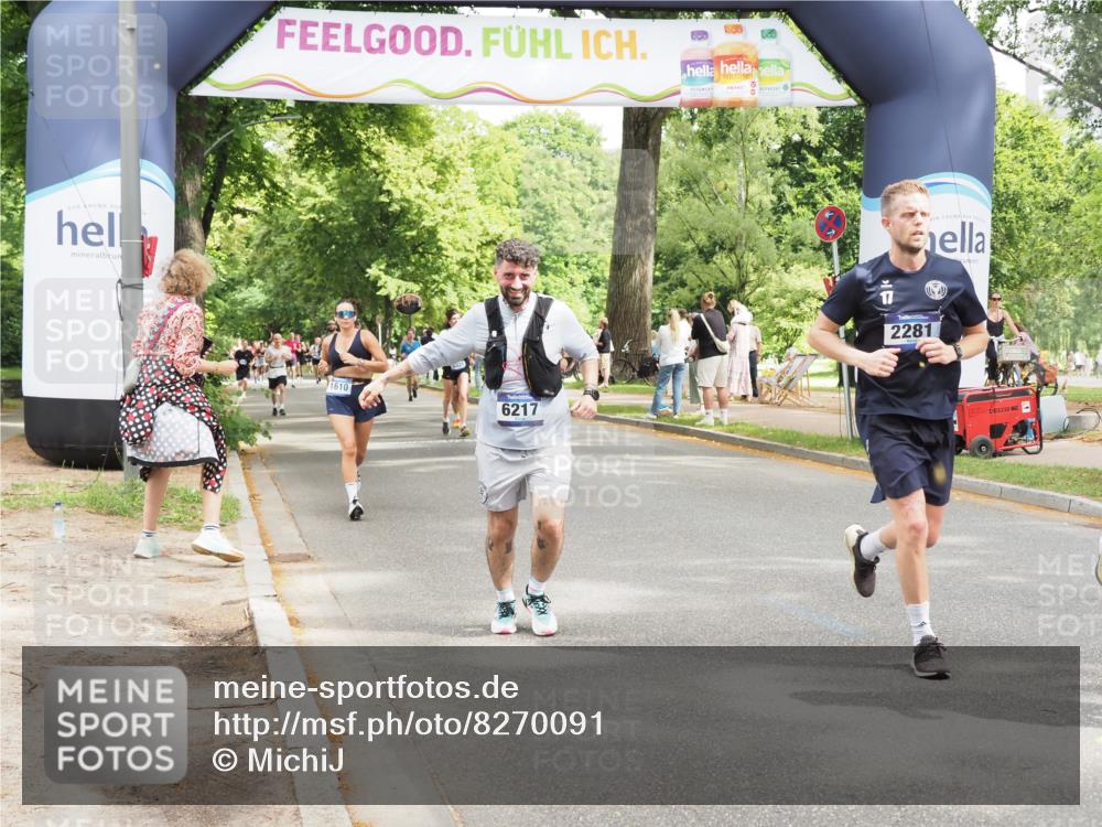 29.06.2025 - hella hamburg halbmarathon MichiJ http://msf.ph/oto/8270091 29.06.2025 10:55:39 Zwischen KM18-KM19 1071, 2281, 3154, 6217, 8263, 8632, 9075, 14868, 15697, 18176 meine-sportfotos.de