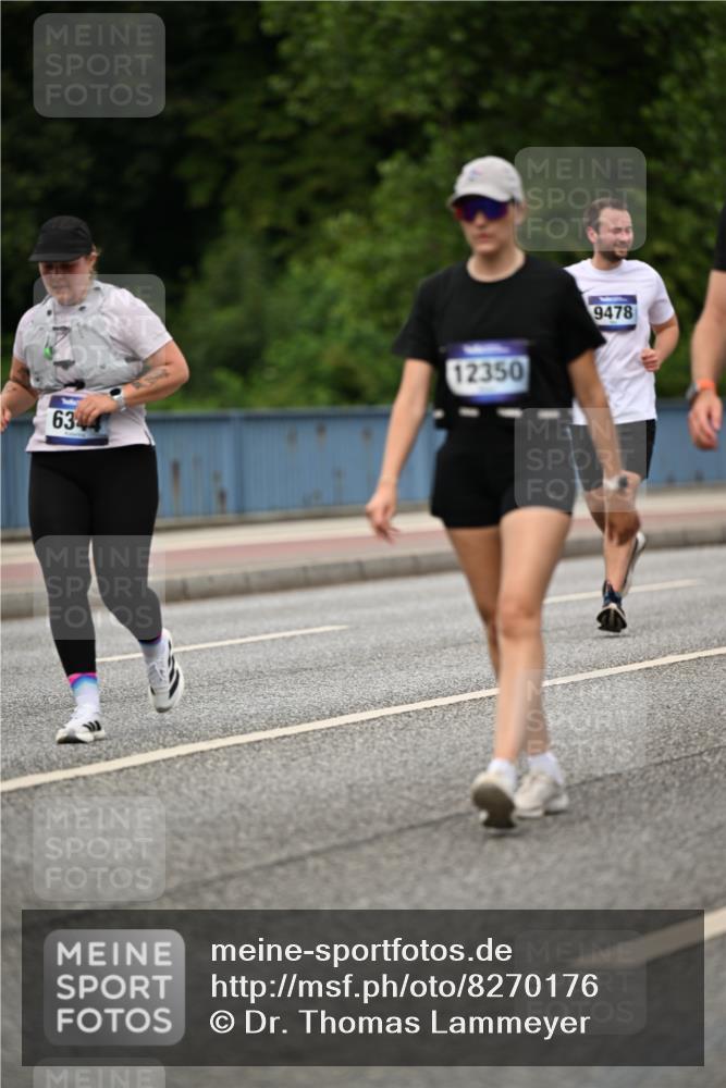 29.06.2025 - hella hamburg halbmarathon Dr. Thomas Lammeyer http://msf.ph/oto/8270176 29.06.2025 10:35:52 Kennedybrücke 1235, 1844, 2672, 2831, 2832, 3358, 3396, 3571, 3681, 4877, 4953, 5165, 5350, 5496, 5846, 5965, 6160, 6344, 6573, 7295, 7334, 7816, 7898, 8304, 8538, 8757, 8806, 9078, 9104, 9478, 9882, 9883, 10240, 10421, 10435, 10653, 11178 meine-sportfotos.de