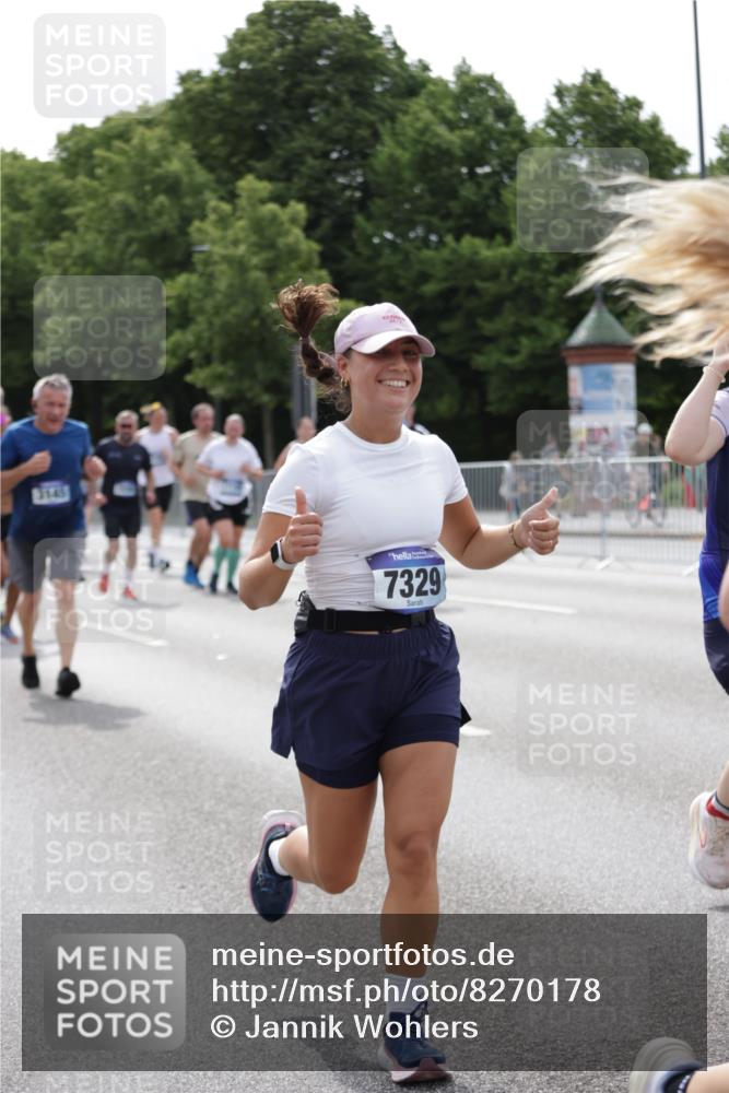 29.06.2025 - hella hamburg halbmarathon Jannik Wohlers http://msf.ph/oto/8270178 29.06.2025 10:33:50 Lombardsbrücke 1672, 2265, 2464, 2496, 2510, 2511, 2526, 2801, 2933, 3145, 3829, 3848, 4824, 4826, 5609, 6105, 6574, 7324, 7329, 8277, 8349, 8965, 10360, 10564, 11432, 11668, 12165, 12330, 12896, 13437, 13485, 13747, 14047, 14058, 14854, 14855, 14918, 14919, 15793, 15845, 15983, 16115, 16578, 17105, 17650, 17789, 17953, 18044 meine-sportfotos.de