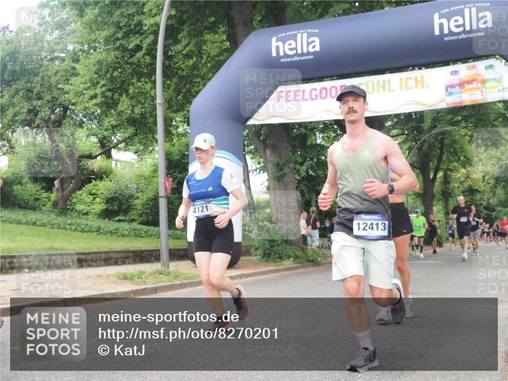 29.06.2025 - hella hamburg halbmarathon KatJ http://msf.ph/oto/8270201 29.06.2025 10:39:37 Zwischen KM18-KM19 1683, 2364, 4121, 4814, 4839, 5482, 6657, 7178, 7732, 8172, 8710 meine-sportfotos.de