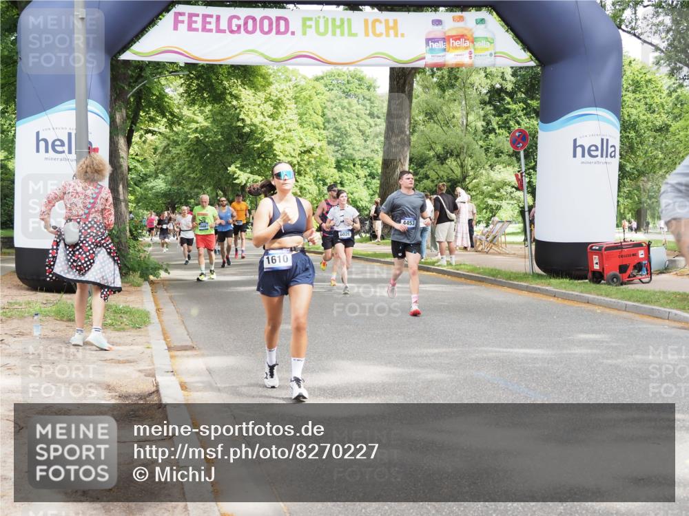 29.06.2025 - hella hamburg halbmarathon MichiJ http://msf.ph/oto/8270227 29.06.2025 10:55:41 Zwischen KM18-KM19 1071, 1610, 2281, 3154, 4453, 6026, 6217, 8263, 9075, 18176 meine-sportfotos.de
