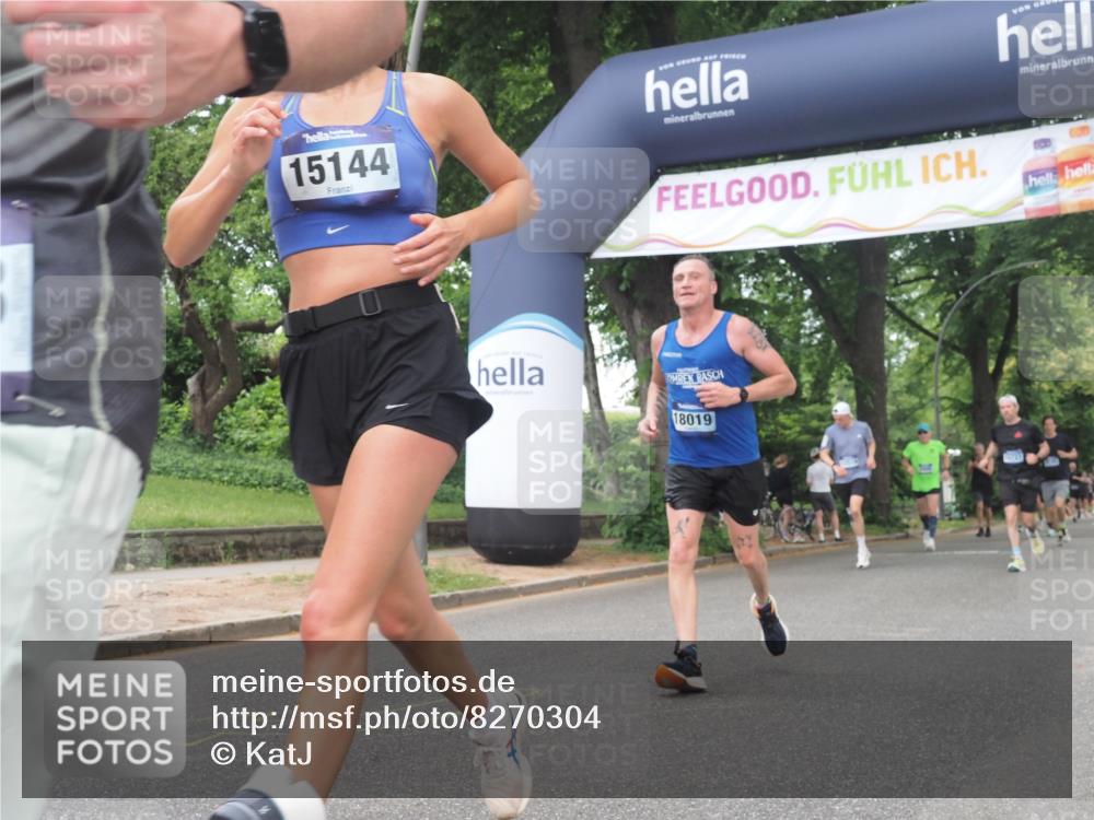 29.06.2025 - hella hamburg halbmarathon KatJ http://msf.ph/oto/8270304 29.06.2025 10:39:38 Zwischen KM18-KM19 1683, 2364, 4121, 4814, 5482, 6657, 7178, 7732, 8172 meine-sportfotos.de