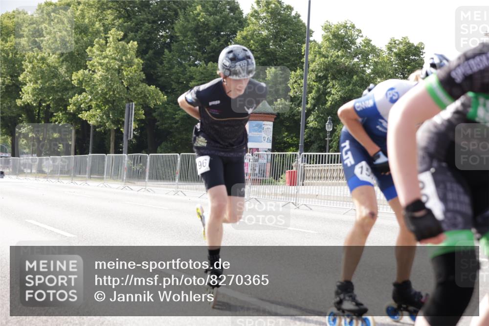 29.06.2025 - hella hamburg halbmarathon Jannik Wohlers http://msf.ph/oto/8270365 29.06.2025 08:51:25 Lombardsbrücke  meine-sportfotos.de