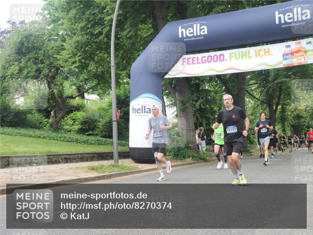 29.06.2025 - hella hamburg halbmarathon KatJ http://msf.ph/oto/8270374 29.06.2025 10:39:41 Zwischen KM18-KM19 1683, 4121, 8172 meine-sportfotos.de