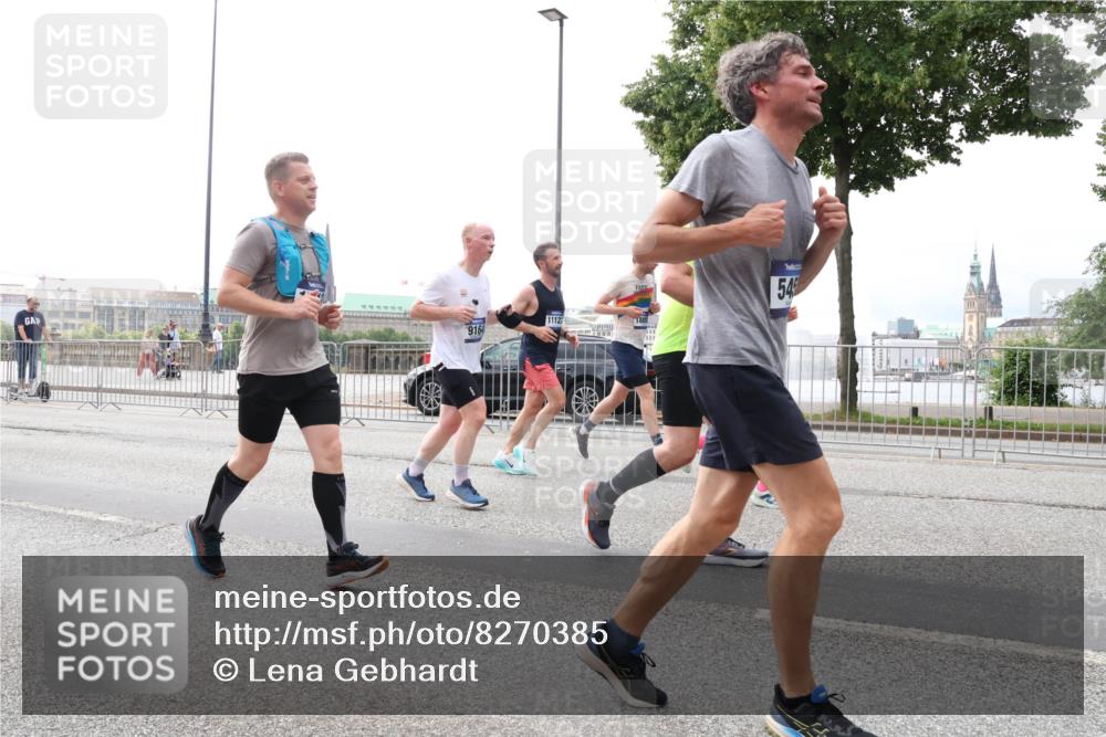 29.06.2025 - hella hamburg halbmarathon Lena Gebhardt http://msf.ph/oto/8270385 29.06.2025 10:34:48 Lombardsbrücke 54, 1112, 1889, 9164, 1025, 1284, 1849, 2023, 2355, 2412, 2510, 2511, 3130, 3409, 3420, 4540, 4884, 5453, 5609, 6034, 6171, 6310, 6329, 6335, 6379, 6397, 6571, 6574, 6843, 7020, 7299, 7386, 7644, 7733, 8369, 8705, 8793, 9122, 9164, 9248, 9379, 9448, 9514, 10335, 10358, 10464, 10564, 10606, 10674, 11122, 11245, 11646, 11872, 12019, 12164, 12236, 12382, 12764, 13957, 15477, 16238, 16311, 16390, 16682, 16919, 17230, 18158, 18941 meine-sportfotos.de