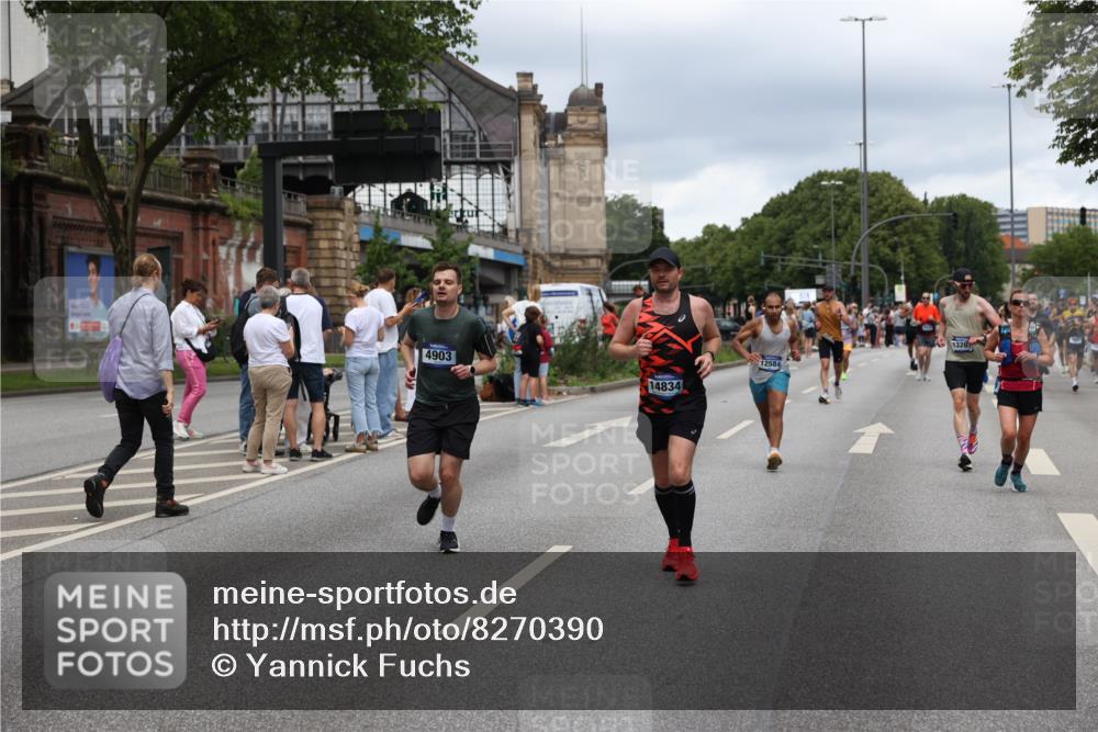 29.06.2025 - hella hamburg halbmarathon Yannick Fuchs http://msf.ph/oto/8270390 29.06.2025 10:49:03 20KM 1125, 1506, 1628, 2029, 2119, 2252, 2448, 2561, 2955, 3256, 3652, 4029, 4616, 4868, 4903, 5021, 5319, 6355, 6433, 6891, 6938, 8487, 8618, 8973, 10044, 10188, 10368, 10376, 11184, 11568, 11797, 11799, 11976, 12483, 12526, 12584, 12961, 13267, 14750, 14834, 14845, 14909, 15389, 15854, 15868, 15896, 16110, 16327, 17842, 18031, 18190, 18380 meine-sportfotos.de