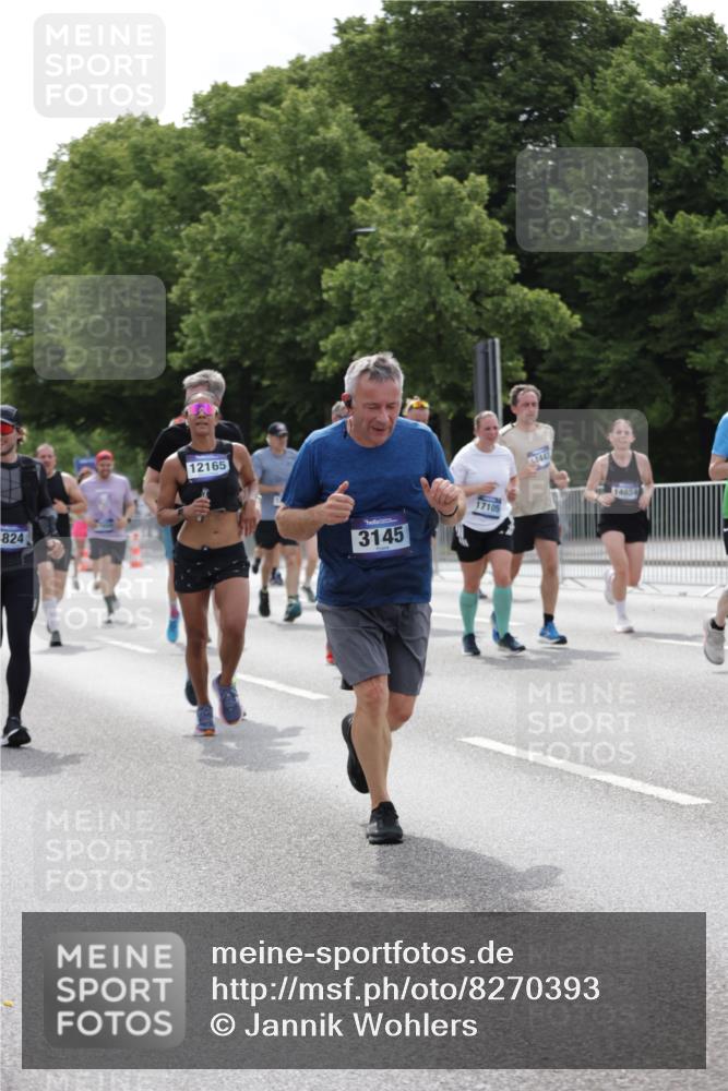 29.06.2025 - hella hamburg halbmarathon Jannik Wohlers http://msf.ph/oto/8270393 29.06.2025 10:33:51 Lombardsbrücke 1672, 2265, 2464, 2496, 2510, 2511, 2801, 2933, 3145, 3829, 3848, 4824, 4826, 5609, 6105, 6574, 7324, 7329, 8277, 8349, 8965, 10360, 10564, 11432, 11668, 12165, 12896, 13437, 13485, 13747, 13957, 14047, 14058, 14854, 14855, 14918, 14919, 15793, 15845, 15983, 16115, 16578, 17105, 17230, 17650, 17789, 17953, 18044 meine-sportfotos.de
