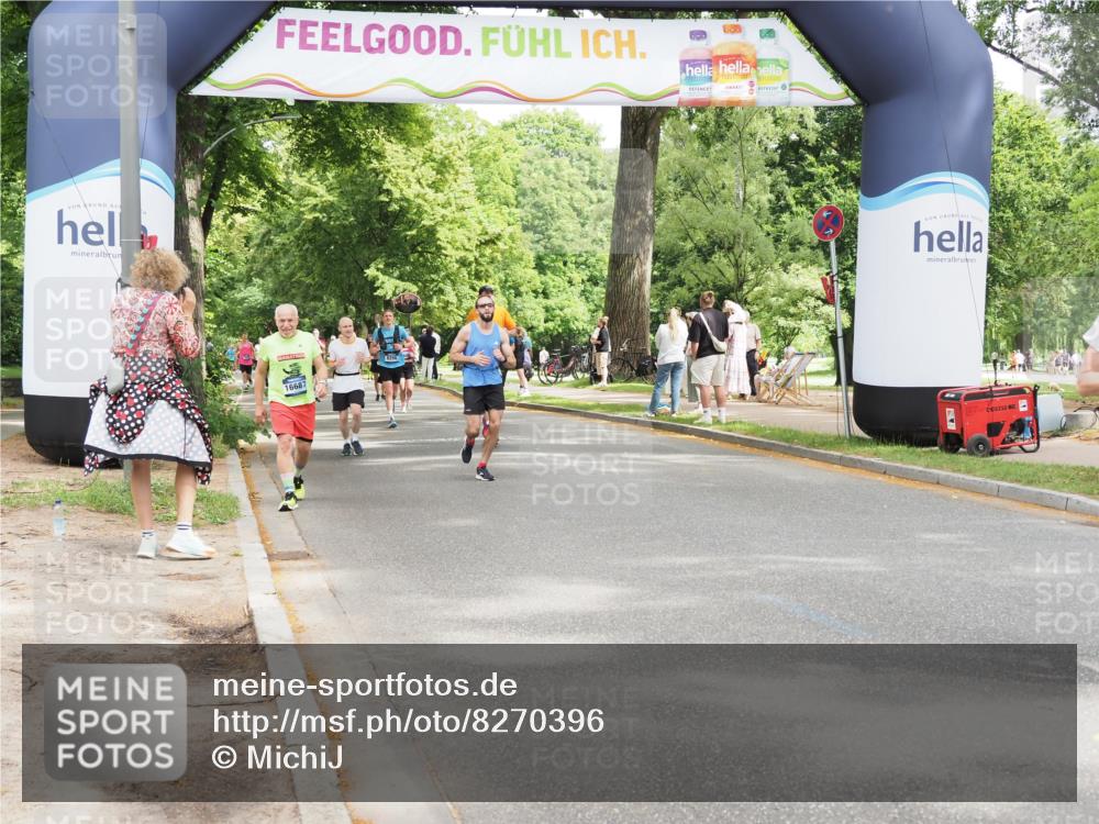 29.06.2025 - hella hamburg halbmarathon MichiJ http://msf.ph/oto/8270396 29.06.2025 10:55:44 Zwischen KM18-KM19 1071, 1610, 2281, 3154, 4453, 6026, 6217, 8263, 15369, 18176 meine-sportfotos.de