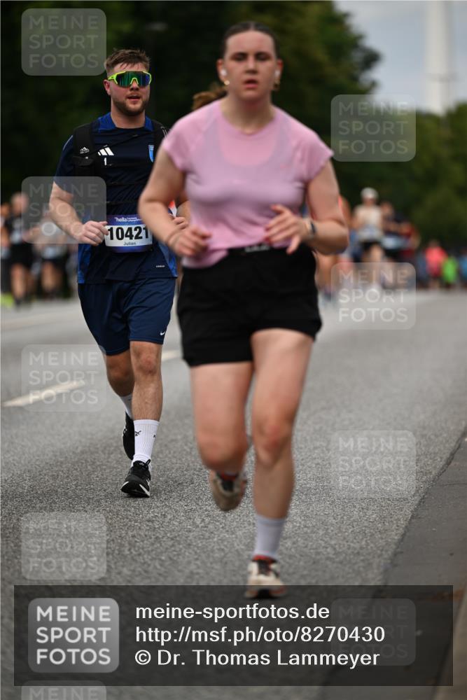 29.06.2025 - hella hamburg halbmarathon Dr. Thomas Lammeyer http://msf.ph/oto/8270430 29.06.2025 10:35:57 Kennedybrücke 1235, 2672, 2831, 2832, 3358, 4877, 4924, 5350, 5496, 6344, 7295, 7334, 7816, 7898, 8304, 8538, 8757, 9078, 9478, 9604, 9882, 9883, 10421, 10435, 10653 meine-sportfotos.de