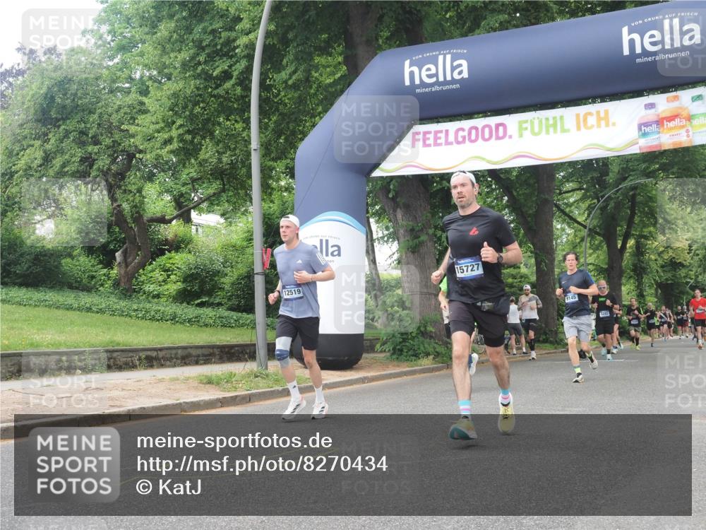 29.06.2025 - hella hamburg halbmarathon KatJ http://msf.ph/oto/8270434 29.06.2025 10:39:41 Zwischen KM18-KM19 1683, 4121, 8172 meine-sportfotos.de