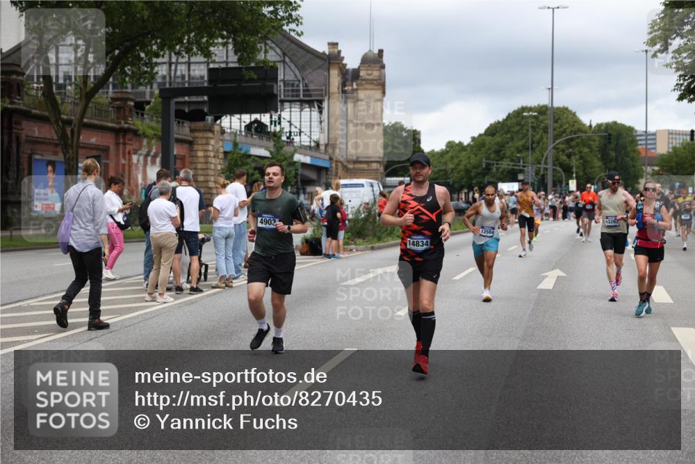 29.06.2025 - hella hamburg halbmarathon Yannick Fuchs http://msf.ph/oto/8270435 29.06.2025 10:49:03 20KM 1125, 1506, 1628, 2029, 2119, 2252, 2448, 2561, 2955, 3256, 3652, 4029, 4616, 4868, 4903, 5021, 5319, 6355, 6433, 6891, 6938, 8487, 8618, 8973, 10044, 10188, 10368, 10376, 11184, 11568, 11797, 11799, 11976, 12483, 12526, 12584, 12961, 13267, 14750, 14834, 14845, 14909, 15389, 15854, 15868, 15896, 16110, 16327, 17842, 18031, 18190, 18380 meine-sportfotos.de