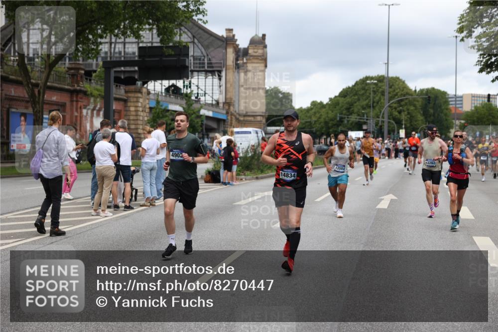 29.06.2025 - hella hamburg halbmarathon Yannick Fuchs http://msf.ph/oto/8270447 29.06.2025 10:49:03 20KM 1125, 1506, 1628, 2029, 2119, 2252, 2448, 2561, 2955, 3256, 3652, 4029, 4616, 4868, 4903, 5021, 5319, 6355, 6433, 6891, 6938, 8487, 8618, 8973, 10044, 10188, 10368, 10376, 11184, 11568, 11797, 11799, 11976, 12483, 12526, 12584, 12961, 13267, 14750, 14834, 14845, 14909, 15389, 15854, 15868, 15896, 16110, 16327, 17842, 18031, 18190, 18380 meine-sportfotos.de