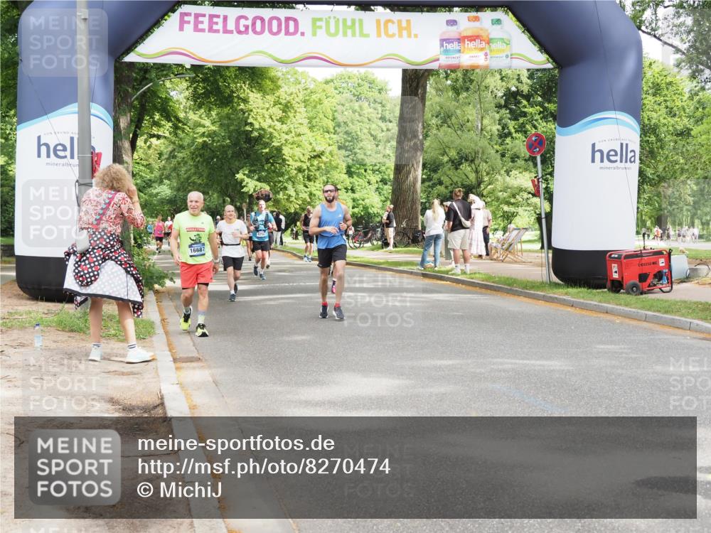 29.06.2025 - hella hamburg halbmarathon MichiJ http://msf.ph/oto/8270474 29.06.2025 10:55:45 Zwischen KM18-KM19 1610, 2281, 3154, 4453, 6026, 6217, 8263, 8563, 15369, 18176 meine-sportfotos.de