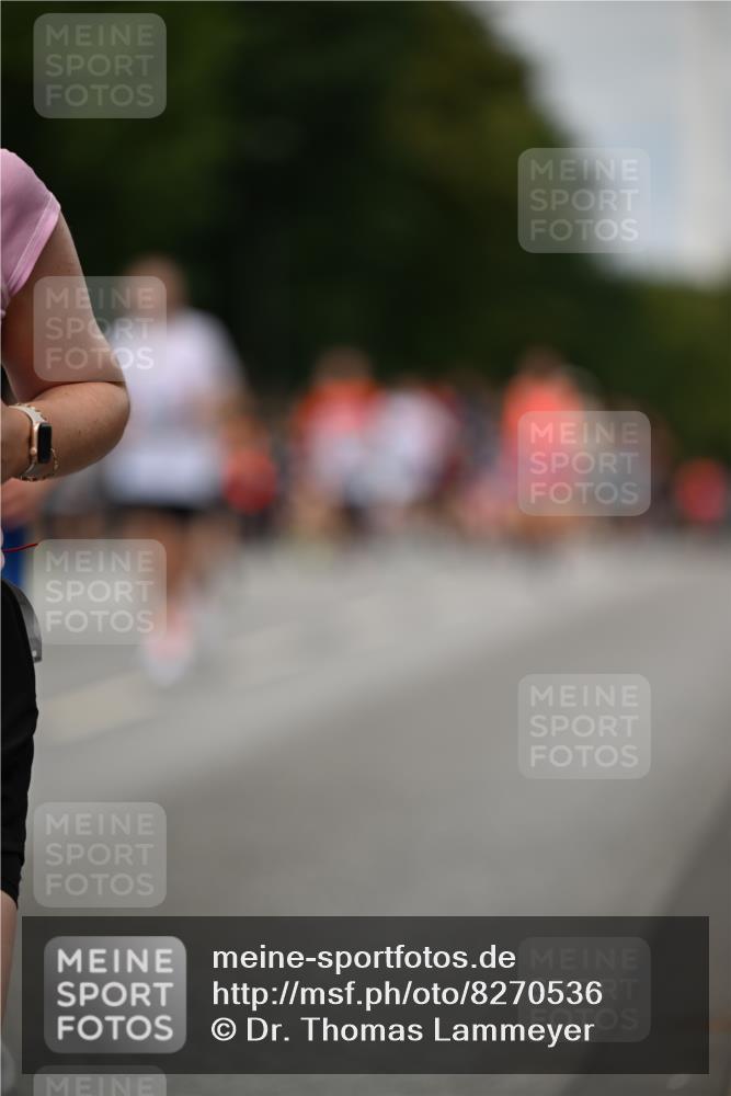 29.06.2025 - hella hamburg halbmarathon Dr. Thomas Lammeyer http://msf.ph/oto/8270536 29.06.2025 10:35:59 Kennedybrücke 1235, 2672, 2831, 2832, 3358, 3752, 4877, 4924, 5496, 6344, 7295, 7334, 7344, 7570, 7695, 7816, 7898, 8304, 8538, 8757, 9078, 9478, 9604, 9882, 9883, 10421, 10653 meine-sportfotos.de