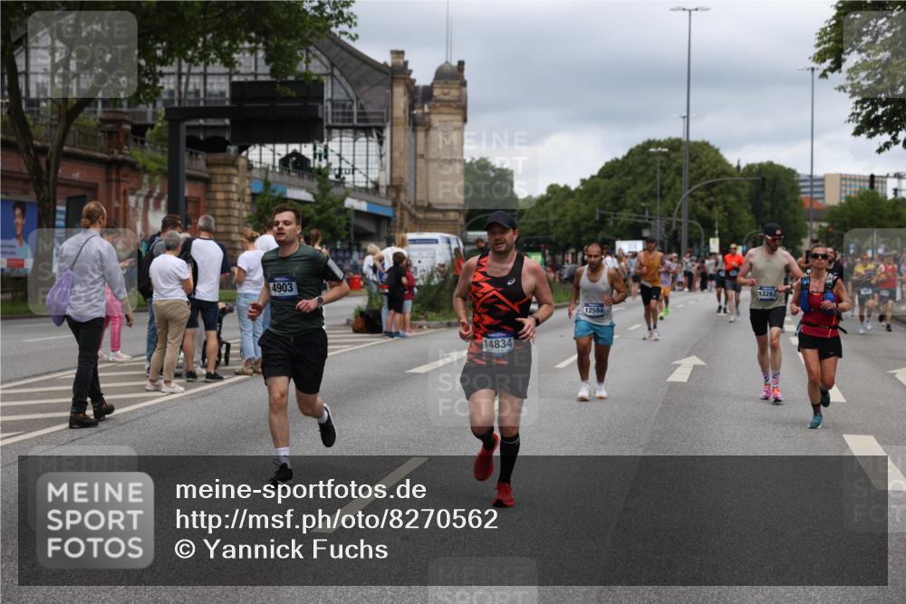 29.06.2025 - hella hamburg halbmarathon Yannick Fuchs http://msf.ph/oto/8270562 29.06.2025 10:49:03 20KM 1125, 1506, 1628, 2029, 2119, 2252, 2448, 2561, 2955, 3256, 3652, 4029, 4616, 4868, 4903, 5021, 5319, 6355, 6433, 6891, 6938, 8487, 8618, 8973, 10044, 10188, 10368, 10376, 11184, 11568, 11797, 11799, 11976, 12483, 12526, 12584, 12961, 13267, 14750, 14834, 14845, 14909, 15389, 15854, 15868, 15896, 16110, 16327, 17842, 18031, 18190, 18380 meine-sportfotos.de
