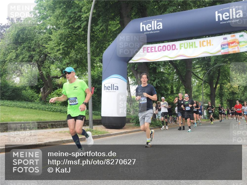 29.06.2025 - hella hamburg halbmarathon KatJ http://msf.ph/oto/8270627 29.06.2025 10:39:43 Zwischen KM18-KM19 1683, 5008, 7383 meine-sportfotos.de