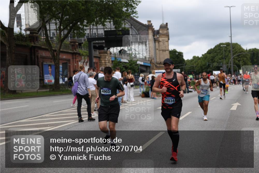 29.06.2025 - hella hamburg halbmarathon Yannick Fuchs http://msf.ph/oto/8270704 29.06.2025 10:49:04 20KM 1506, 1628, 2029, 2119, 2252, 2448, 2561, 2955, 3256, 3652, 4029, 4616, 4868, 4903, 5021, 6355, 6433, 6891, 6938, 8487, 8618, 8973, 10044, 10188, 10368, 10376, 11184, 11568, 11797, 11799, 12483, 12526, 12584, 13267, 14750, 14834, 14845, 14909, 15854, 15868, 15896, 16110, 16327, 17842, 18031, 18190, 18380 meine-sportfotos.de