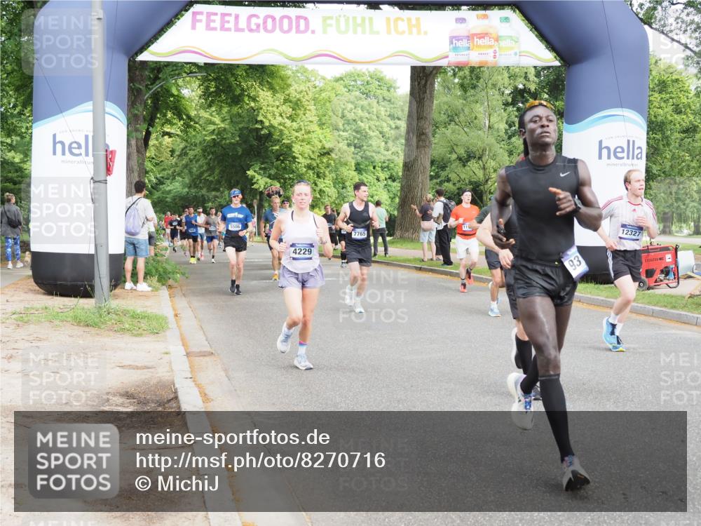 29.06.2025 - hella hamburg halbmarathon MichiJ http://msf.ph/oto/8270716 29.06.2025 10:31:15 Zwischen KM18-KM19 1353, 2653, 3116, 3697, 4229, 4235, 7448, 7635, 7734, 7765, 9364, 10216, 11907, 12327, 15233, 16626, 17733, 17864, 17911, 18274, 18449, 18632, 18659, 18920, 18987, 19090 meine-sportfotos.de