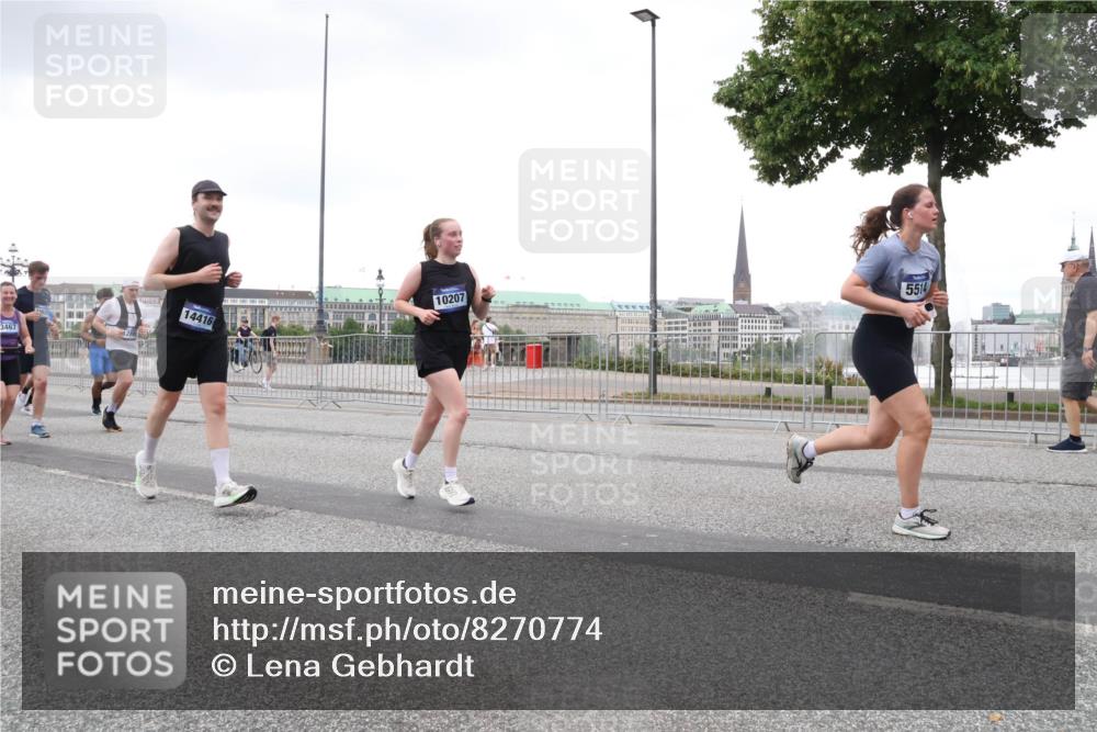 29.06.2025 - hella hamburg halbmarathon Lena Gebhardt http://msf.ph/oto/8270774 29.06.2025 10:54:20 Lombardsbrücke 3467, 14416, 10207, 5514, 1017, 1263, 1687, 1744, 1762, 1779, 1789, 1822, 1949, 2244, 2372, 2532, 2586, 2600, 2761, 2854, 3079, 3187, 3188, 3249, 3364, 3465, 3467, 3557, 3761, 3795, 3857, 4323, 4685, 4720, 4838, 4971, 5157, 5185, 5216, 5309, 5514, 5804, 5817, 5898, 5933, 5964, 5993, 6023, 6192, 6279, 6468, 6583, 6987, 6988, 7498, 7614, 7670, 7874, 7946, 7986, 8801, 8803, 8867, 8924, 9130, 9138, 9203, 9503, 9572, 10207, 11354, 11390, 11567, 11569, 11785, 12930 meine-sportfotos.de