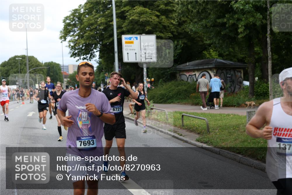 29.06.2025 - hella hamburg halbmarathon Yannick Fuchs http://msf.ph/oto/8270963 29.06.2025 10:36:59 20KM 1209, 1312, 1700, 1903, 2233, 3523, 4235, 4823, 5436, 6721, 6770, 7035, 7363, 7448, 7693, 7734, 7765, 7865, 9833, 10216, 10469, 11907, 12098, 13446, 13483, 13709, 13725, 14811, 15095, 15175, 15270, 15297, 15301, 16295, 16333, 16507, 16626, 16660, 16677, 17000, 17016, 17177, 17363, 17637, 17864, 18330, 18559, 18632, 18680, 18920 meine-sportfotos.de