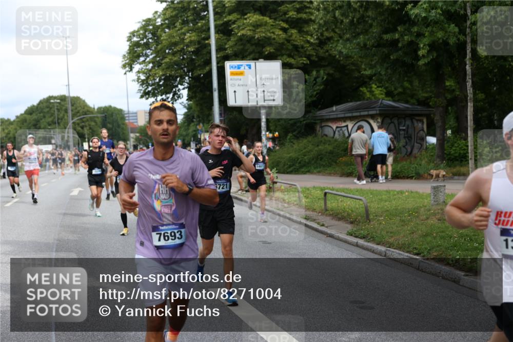 29.06.2025 - hella hamburg halbmarathon Yannick Fuchs http://msf.ph/oto/8271004 29.06.2025 10:36:59 20KM 1209, 1312, 1700, 1903, 2233, 3523, 4235, 4823, 5436, 6721, 6770, 7035, 7363, 7448, 7693, 7734, 7765, 7865, 9833, 10216, 10469, 11907, 12098, 13446, 13483, 13709, 13725, 14811, 15095, 15175, 15270, 15297, 15301, 16295, 16333, 16507, 16626, 16660, 16677, 17000, 17016, 17177, 17363, 17637, 17864, 18330, 18559, 18632, 18680, 18920 meine-sportfotos.de