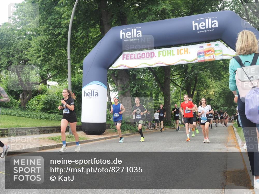 29.06.2025 - hella hamburg halbmarathon KatJ http://msf.ph/oto/8271035 29.06.2025 10:39:47 Zwischen KM18-KM19 1657, 2814, 5008, 5020, 5093, 6198, 7383 meine-sportfotos.de