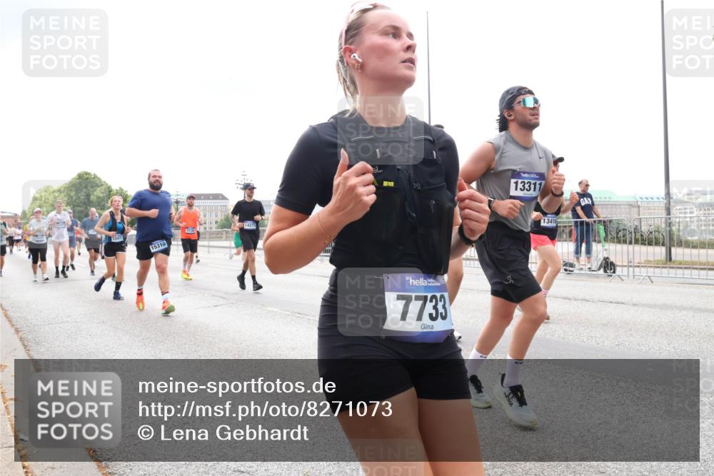 29.06.2025 - hella hamburg halbmarathon Lena Gebhardt http://msf.ph/oto/8271073 29.06.2025 10:34:50 Lombardsbrücke 15477, 15310, 3130, 14273, 7733, 13311, 13416, 1025, 1284, 1497, 1849, 2023, 2355, 2412, 2510, 2511, 3130, 3409, 3420, 4540, 4884, 5453, 5609, 6034, 6171, 6310, 6329, 6335, 6379, 6397, 6571, 6574, 6803, 6843, 7020, 7299, 7386, 7644, 7733, 8369, 8705, 8793, 9122, 9164, 9248, 9379, 9448, 9514, 10335, 10358, 10464, 10606, 10674, 11122, 11245, 11646, 11872, 12019, 12164, 12236, 12382, 12764, 13957, 15477, 16238, 16311, 16390, 16682, 16919, 17230, 18158, 18941 meine-sportfotos.de
