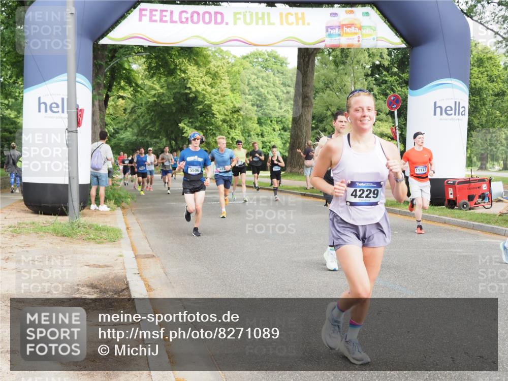 29.06.2025 - hella hamburg halbmarathon MichiJ http://msf.ph/oto/8271089 29.06.2025 10:31:16 Zwischen KM18-KM19 1353, 2653, 4229, 4235, 7448, 7635, 7734, 7765, 9364, 10216, 11177, 11907, 12327, 15233, 17733, 17864, 17911, 18274, 18449, 18659, 18920, 18987, 19090 meine-sportfotos.de