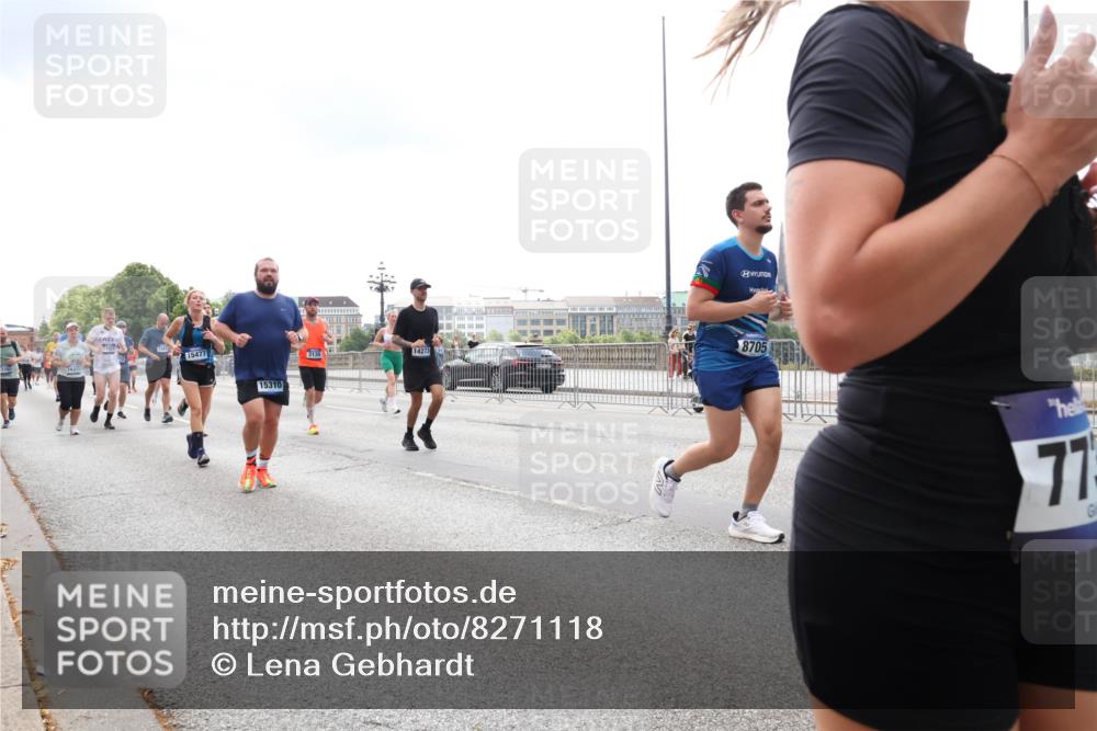 29.06.2025 - hella hamburg halbmarathon Lena Gebhardt http://msf.ph/oto/8271118 29.06.2025 10:34:50 Lombardsbrücke 1347, 15477, 15310, 3130, 14273, 8705, 77, 1025, 1284, 1497, 1849, 2023, 2355, 2412, 2510, 2511, 3130, 3409, 3420, 4540, 4884, 5453, 5609, 6034, 6171, 6310, 6329, 6335, 6379, 6397, 6571, 6574, 6803, 6843, 7020, 7299, 7386, 7644, 7733, 8369, 8705, 8793, 9122, 9164, 9248, 9379, 9448, 9514, 10335, 10358, 10464, 10606, 10674, 11122, 11245, 11646, 11872, 12019, 12164, 12236, 12382, 12764, 13957, 15477, 16238, 16311, 16390, 16682, 16919, 17230, 18158, 18941 meine-sportfotos.de