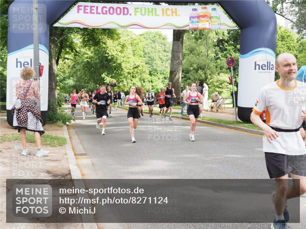 29.06.2025 - hella hamburg halbmarathon MichiJ http://msf.ph/oto/8271124 29.06.2025 10:55:50 Zwischen KM18-KM19 5166, 8256, 8563, 15369, 16687, 18189, 18910 meine-sportfotos.de