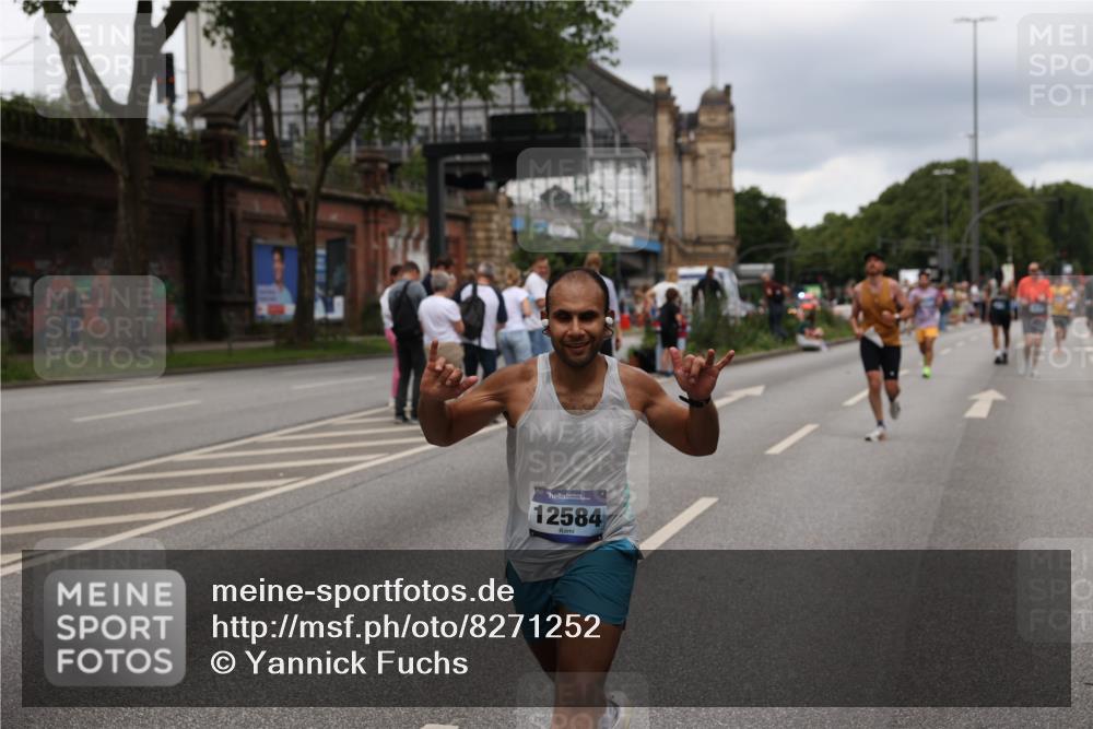 29.06.2025 - hella hamburg halbmarathon Yannick Fuchs http://msf.ph/oto/8271252 29.06.2025 10:49:07 20KM 1120, 1143, 1506, 2029, 2119, 2252, 2448, 2955, 3256, 3652, 4029, 4616, 4868, 4897, 4903, 5021, 6355, 6891, 6938, 8487, 8618, 10044, 10188, 11568, 11799, 12248, 12483, 12526, 12544, 12584, 13267, 14750, 14834, 14845, 14909, 15854, 15868, 15896, 16108, 16110, 16327, 16334, 17603, 17842, 18031, 18190, 18380 meine-sportfotos.de