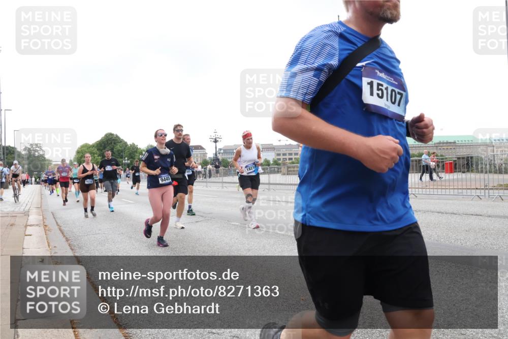 29.06.2025 - hella hamburg halbmarathon Lena Gebhardt http://msf.ph/oto/8271363 29.06.2025 10:46:20 Lombardsbrücke 1004, 1100, 1429, 1465, 1532, 1555, 1608, 1837, 1867, 1868, 2398, 2423, 2500, 2697, 2773, 2813, 2951, 2954, 3410, 3469, 4104, 4119, 4223, 4355, 4448, 4572, 4604, 5697, 5703, 5769, 5770, 5854, 5892, 6068, 6124, 6161, 6333, 6392, 7303, 7364, 7368, 7374, 7605, 7767, 7894, 7960, 7983, 8047, 8551, 8700, 9120, 9121, 9129, 9337, 9426, 9445, 9691, 10153, 10230, 10511, 11358, 11361, 11876, 11910, 12298, 12333, 12507, 12522, 13969, 14261, 15852, 16882 meine-sportfotos.de