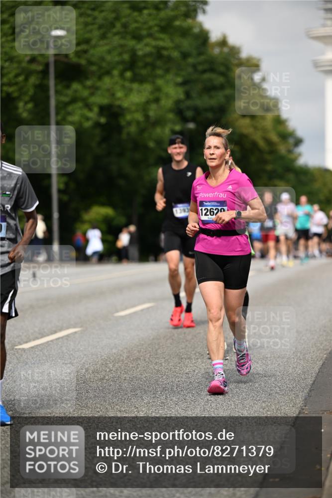 29.06.2025 - hella hamburg halbmarathon Dr. Thomas Lammeyer http://msf.ph/oto/8271379 29.06.2025 10:15:10 Kennedybrücke 1531, 1866, 4287, 5379, 5440, 8171, 8807, 8810, 9169, 10196, 10372, 11149, 11321 meine-sportfotos.de