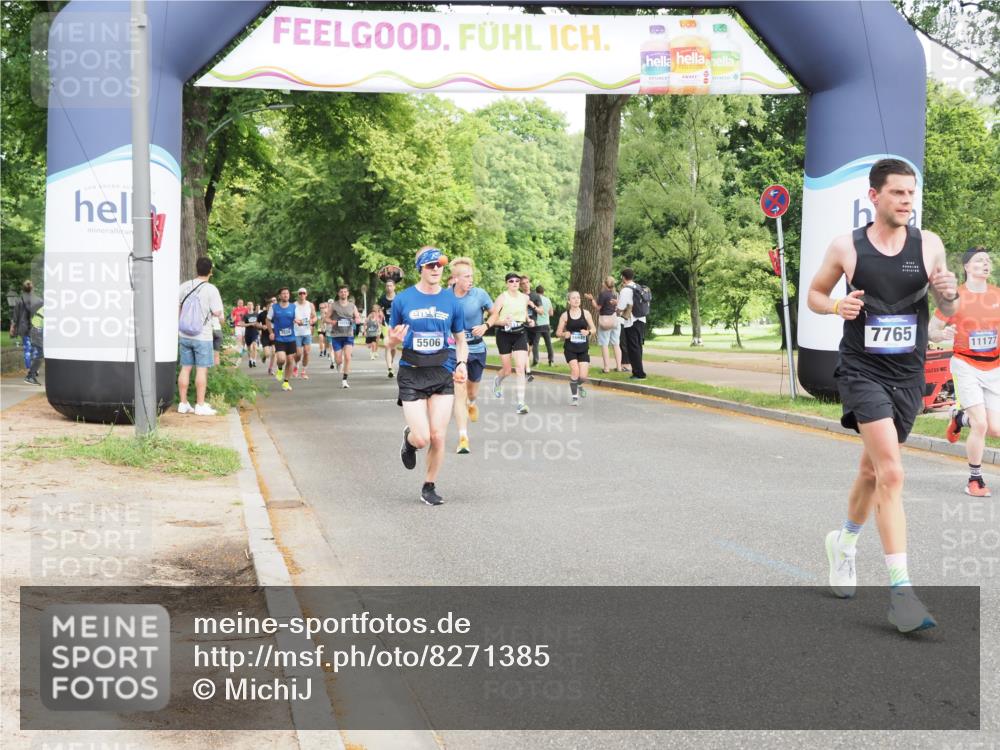 29.06.2025 - hella hamburg halbmarathon MichiJ http://msf.ph/oto/8271385 29.06.2025 10:31:17 Zwischen KM18-KM19 1353, 2653, 4229, 4235, 5506, 7448, 7635, 7734, 7765, 9364, 10216, 11177, 11907, 12327, 15233, 16333, 17733, 17864, 17911, 18274, 18449, 18659 meine-sportfotos.de