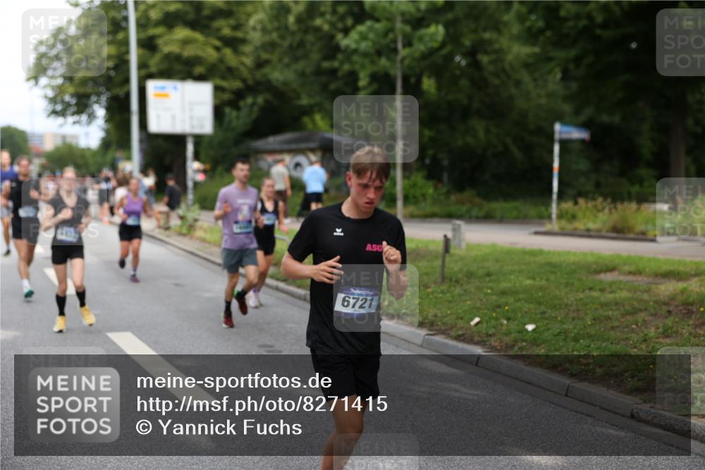 29.06.2025 - hella hamburg halbmarathon Yannick Fuchs http://msf.ph/oto/8271415 29.06.2025 10:37:00 20KM 1209, 1312, 1700, 2233, 3523, 4235, 4823, 5436, 6721, 6770, 7035, 7448, 7693, 7734, 7765, 7865, 9833, 10216, 10469, 11907, 12098, 13446, 13483, 13709, 13725, 14811, 14813, 15095, 15175, 15270, 15297, 15301, 16295, 16333, 16507, 16626, 16660, 16677, 17000, 17016, 17177, 17363, 17864, 18330, 18559, 18632, 18680, 18920 meine-sportfotos.de