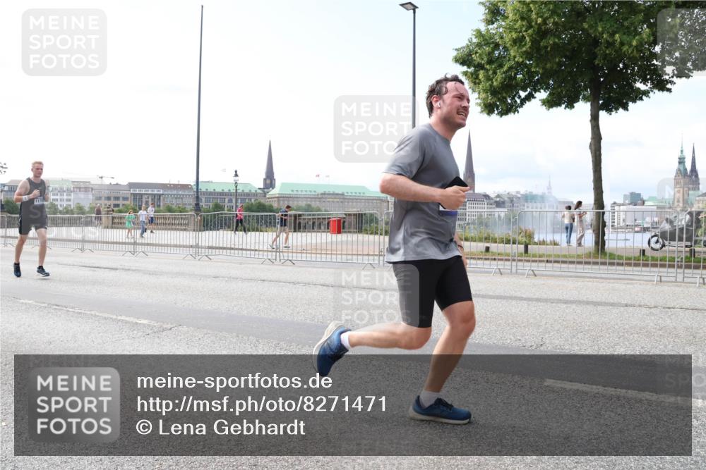 29.06.2025 - hella hamburg halbmarathon Lena Gebhardt http://msf.ph/oto/8271471 29.06.2025 10:11:22 Lombardsbrücke 1166, 1531, 1723, 1781, 1866, 2868, 3837, 4287, 5254, 5653, 7271, 7370, 8115, 8171, 8206, 8207, 8368, 8561, 8807, 8810, 9119, 10196, 10372, 11149, 11321, 11755, 12286, 12556, 12571, 12790, 12836, 13203, 13603, 13939, 14008, 14022, 14149, 14270, 15009, 15252, 15797, 15908, 16383, 17142, 17500, 17787, 18278, 18382, 19172, 19241 meine-sportfotos.de