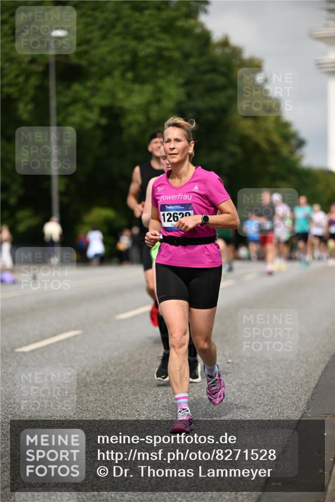 29.06.2025 - hella hamburg halbmarathon Dr. Thomas Lammeyer http://msf.ph/oto/8271528 29.06.2025 10:15:11 Kennedybrücke 1531, 1866, 4287, 5379, 5440, 8171, 8807, 8810, 9169, 10196, 10372, 11149, 11321 meine-sportfotos.de