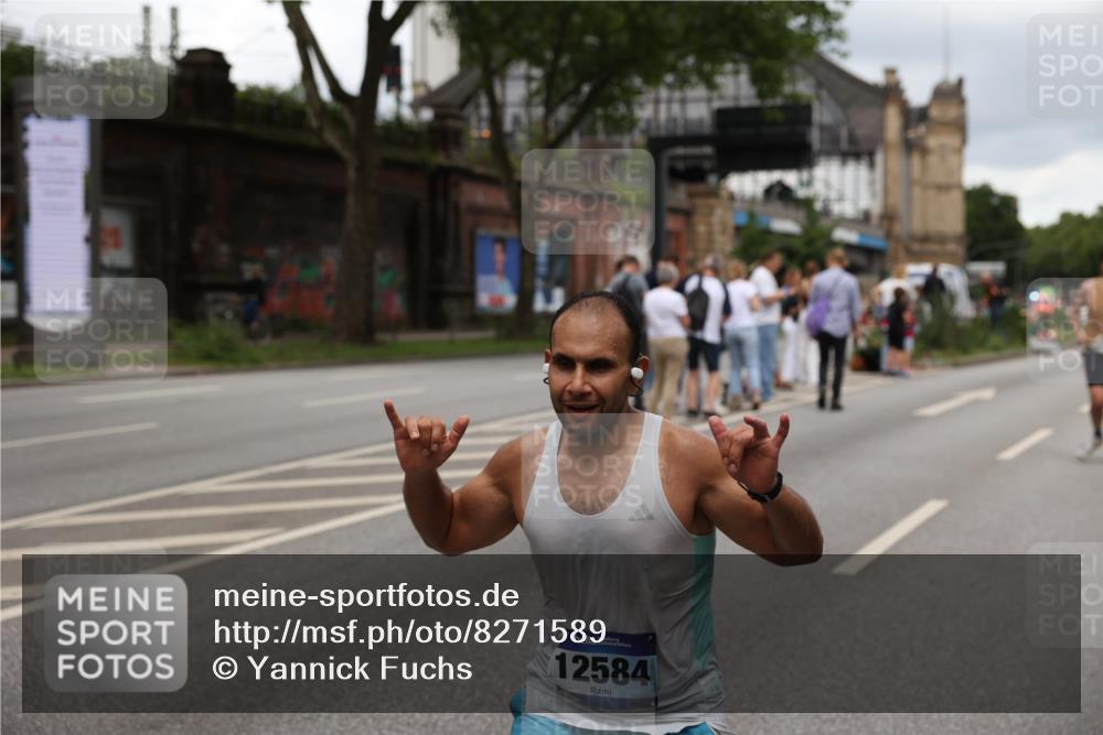 29.06.2025 - hella hamburg halbmarathon Yannick Fuchs http://msf.ph/oto/8271589 29.06.2025 10:49:08 20KM 1120, 1143, 1506, 2029, 2119, 2252, 2448, 2955, 3256, 3652, 4029, 4616, 4868, 4897, 4903, 5021, 6355, 6891, 6938, 8487, 8618, 10044, 10188, 11568, 12248, 12483, 12526, 12544, 12584, 13267, 14750, 14834, 14845, 14909, 15854, 15868, 15896, 16108, 16110, 16327, 16334, 16609, 17603, 17842, 18031, 18190, 18380 meine-sportfotos.de