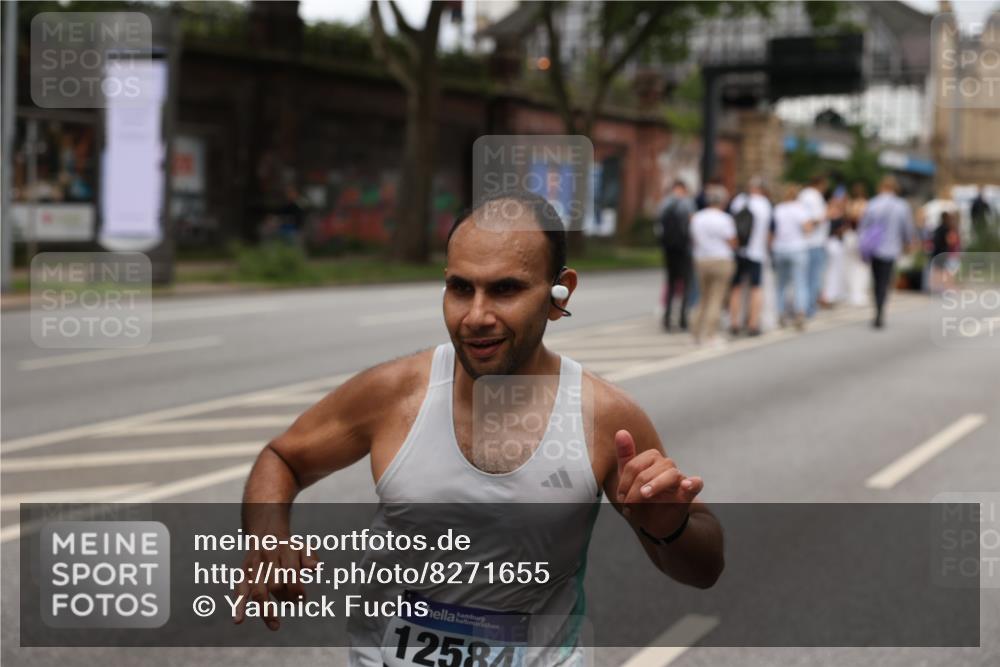 29.06.2025 - hella hamburg halbmarathon Yannick Fuchs http://msf.ph/oto/8271655 29.06.2025 10:49:08 20KM 1120, 1143, 1506, 2029, 2119, 2252, 2448, 2955, 3256, 3652, 4029, 4616, 4868, 4897, 4903, 5021, 6355, 6891, 6938, 8487, 8618, 10044, 10188, 11568, 12248, 12483, 12526, 12544, 12584, 13267, 14750, 14834, 14845, 14909, 15854, 15868, 15896, 16108, 16110, 16327, 16334, 16609, 17603, 17842, 18031, 18190, 18380 meine-sportfotos.de