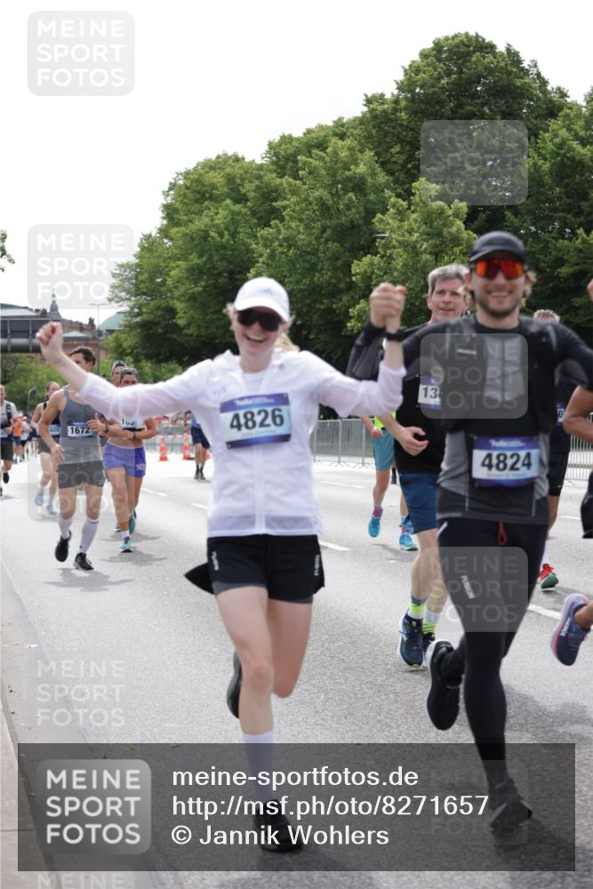 29.06.2025 - hella hamburg halbmarathon Jannik Wohlers http://msf.ph/oto/8271657 29.06.2025 10:33:54 Lombardsbrücke 1672, 2412, 2464, 2510, 2511, 2801, 2933, 3145, 3848, 4540, 4824, 4826, 5609, 6105, 6571, 6574, 7324, 7329, 8349, 8965, 9379, 10360, 10564, 11668, 11872, 12165, 12896, 13437, 13747, 13957, 14047, 14854, 14855, 14918, 14919, 15793, 15983, 16115, 16578, 16919, 17105, 17230, 17650, 17789, 18044, 18158, 18941 meine-sportfotos.de
