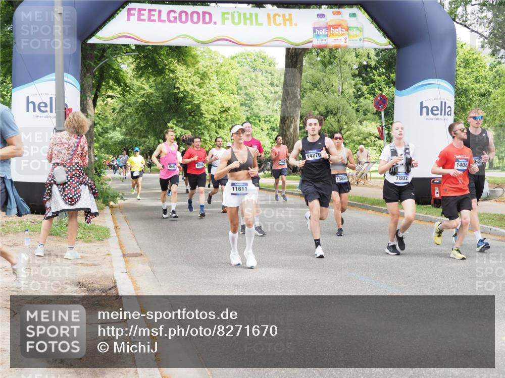 29.06.2025 - hella hamburg halbmarathon MichiJ http://msf.ph/oto/8271670 29.06.2025 10:55:55 Zwischen KM18-KM19 1406, 4663, 5166, 6083, 7802, 8256, 9845, 11582, 11611, 13285, 14270, 15858, 18910 meine-sportfotos.de