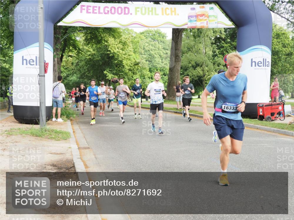 29.06.2025 - hella hamburg halbmarathon MichiJ http://msf.ph/oto/8271692 29.06.2025 10:31:19 Zwischen KM18-KM19 2653, 4229, 4235, 5011, 5506, 7635, 7734, 7765, 9364, 10216, 11177, 11907, 12327, 16333, 16648, 18449, 18659, 18680 meine-sportfotos.de