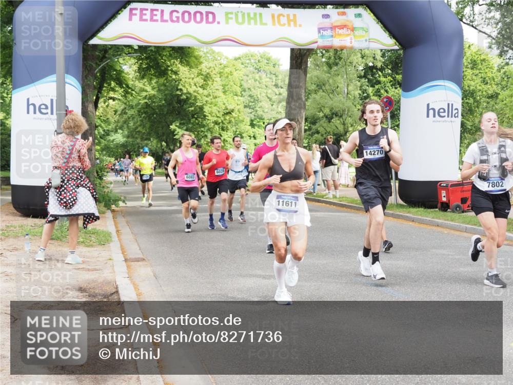 29.06.2025 - hella hamburg halbmarathon MichiJ http://msf.ph/oto/8271736 29.06.2025 10:55:56 Zwischen KM18-KM19 1406, 4663, 5166, 5176, 6028, 6083, 7802, 9845, 11582, 11611, 13285, 14270, 15858, 17439, 18910 meine-sportfotos.de