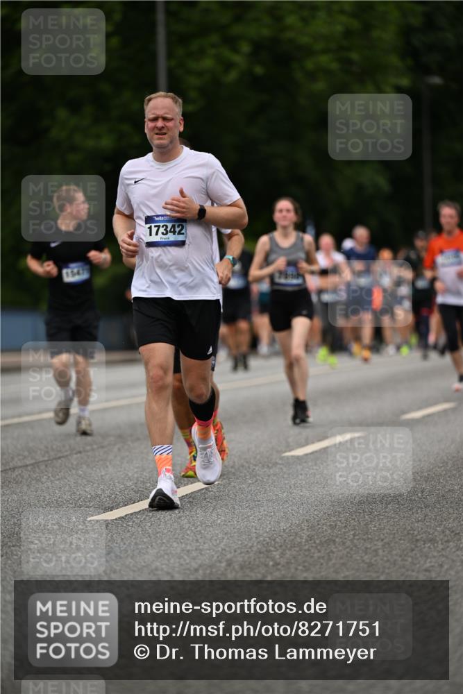 29.06.2025 - hella hamburg halbmarathon Dr. Thomas Lammeyer http://msf.ph/oto/8271751 29.06.2025 10:36:03 Kennedybrücke 1235, 1292, 2672, 3358, 3752, 4314, 4924, 5496, 5601, 5658, 5743, 6344, 7295, 7334, 7344, 7570, 7695, 7816, 7898, 8304, 8538, 8757, 9478, 9604, 9882, 10248, 10421, 10653, 11168 meine-sportfotos.de