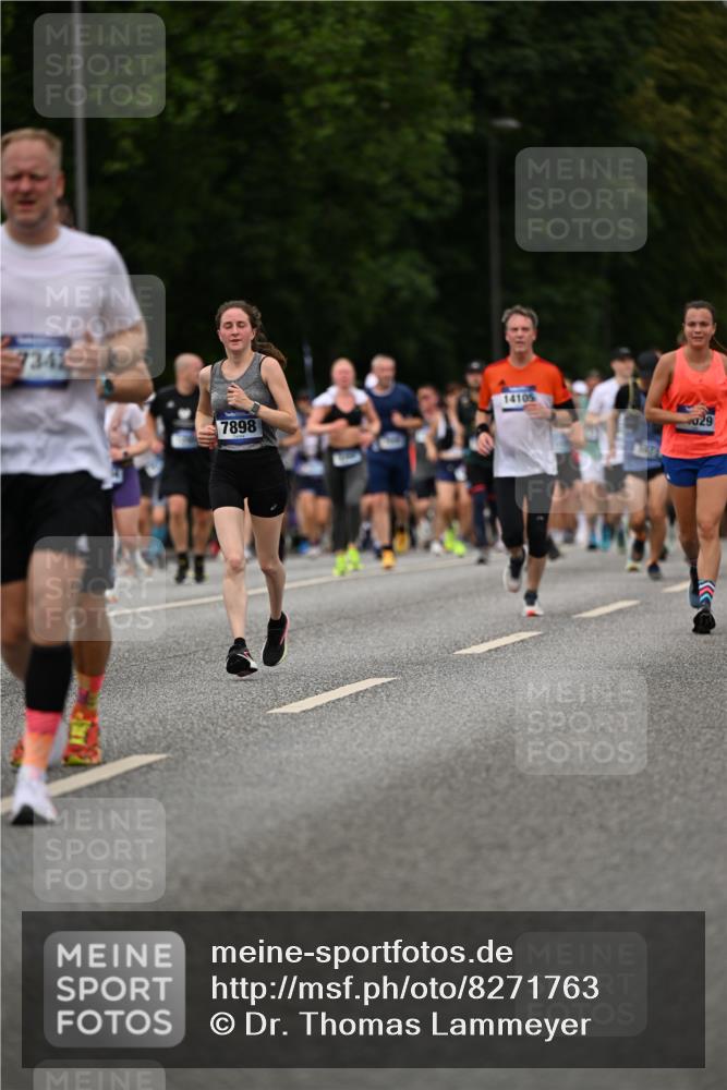 29.06.2025 - hella hamburg halbmarathon Dr. Thomas Lammeyer http://msf.ph/oto/8271763 29.06.2025 10:36:03 Kennedybrücke 1235, 1292, 2672, 3358, 3752, 4314, 4924, 5496, 5601, 5658, 5743, 6344, 7295, 7334, 7344, 7570, 7695, 7816, 7898, 8304, 8538, 8757, 9478, 9604, 9882, 10248, 10421, 10653, 11168 meine-sportfotos.de