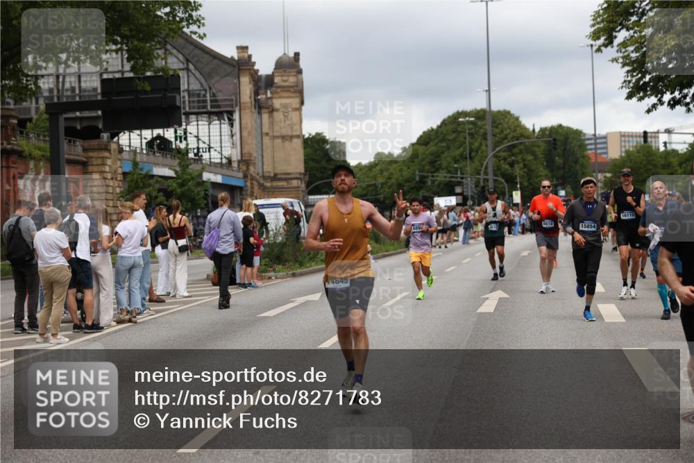 29.06.2025 - hella hamburg halbmarathon Yannick Fuchs http://msf.ph/oto/8271783 29.06.2025 10:49:09 20KM 1120, 1143, 2029, 2119, 2252, 2448, 2955, 3037, 3256, 3652, 4249, 4616, 4868, 4897, 4903, 5021, 6355, 6891, 6938, 7221, 8618, 10044, 10188, 11231, 11568, 12248, 12483, 12526, 12544, 12584, 13267, 14750, 14834, 14845, 14909, 15854, 15868, 15896, 16108, 16110, 16327, 16334, 16609, 17603, 17842, 18031, 18190, 18380, 19047 meine-sportfotos.de